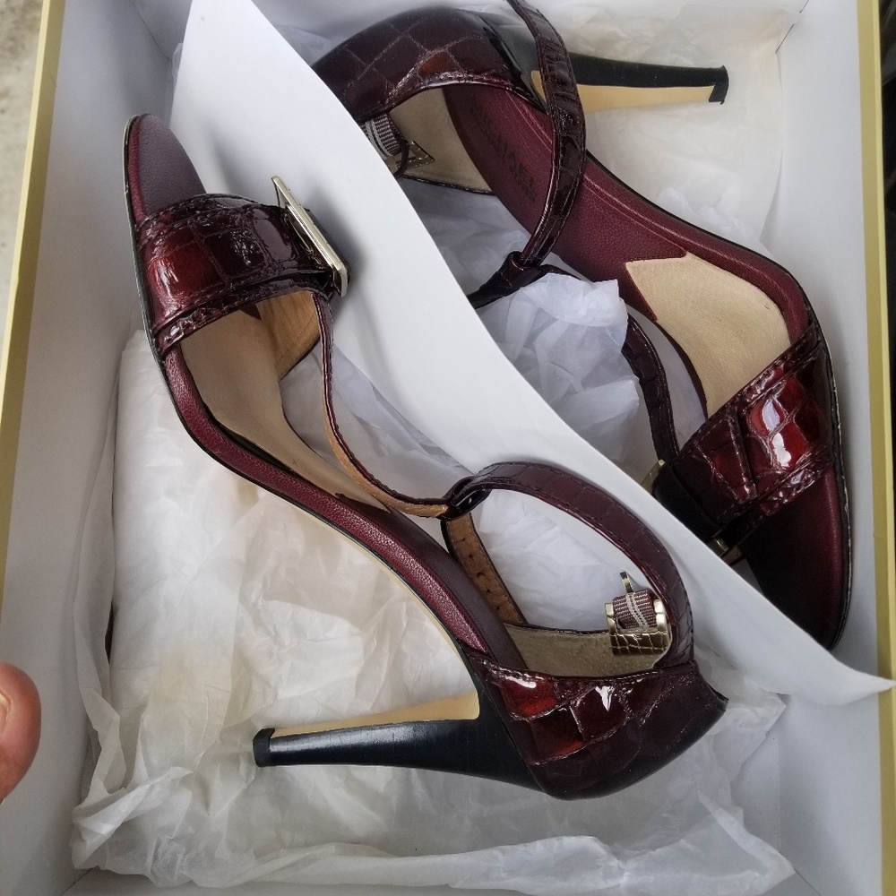 Michael Kors Hanna Sandals